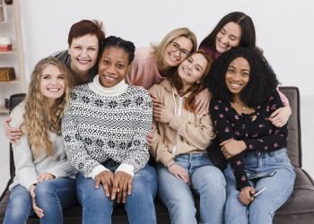 group-women-holding-each-other